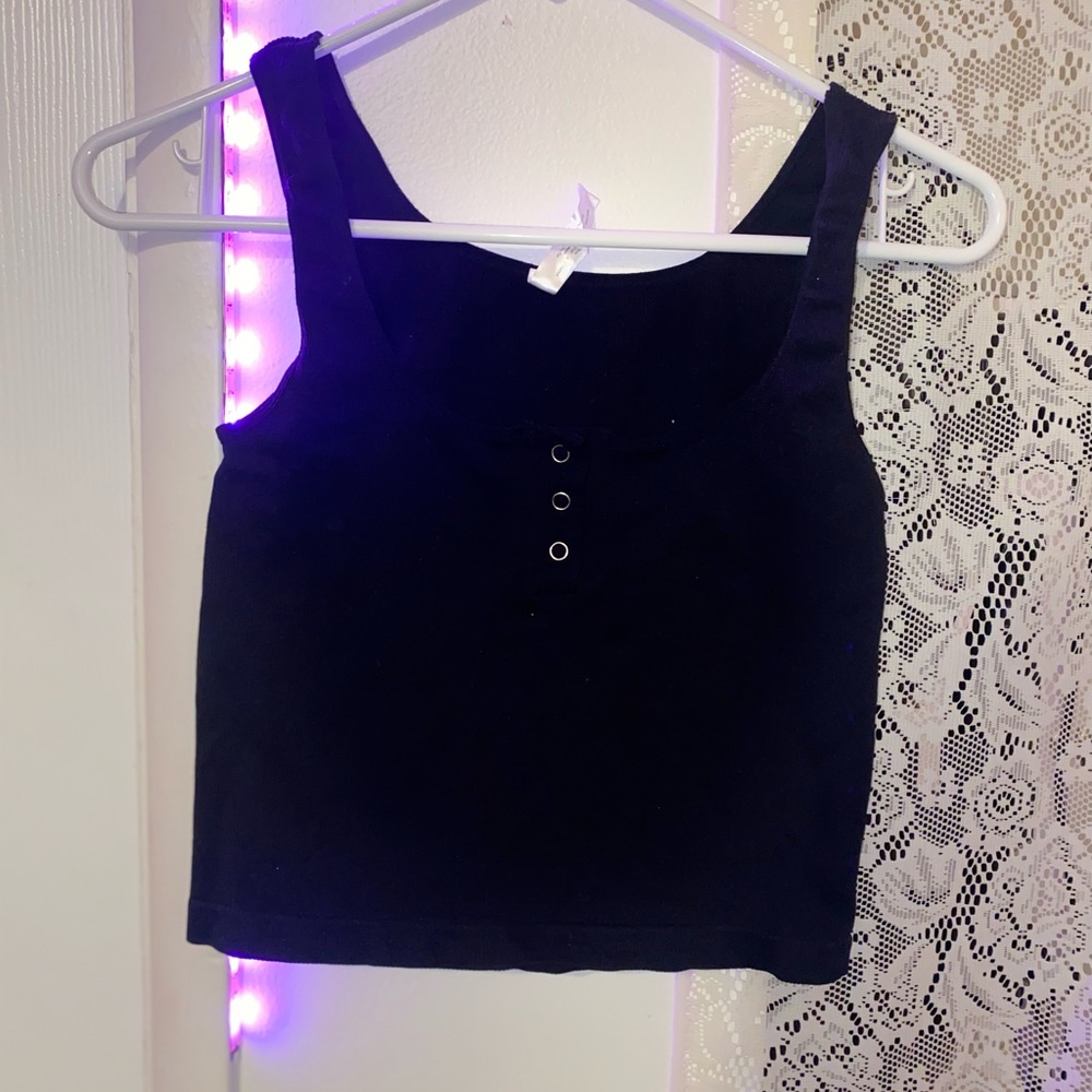 Black Crop top